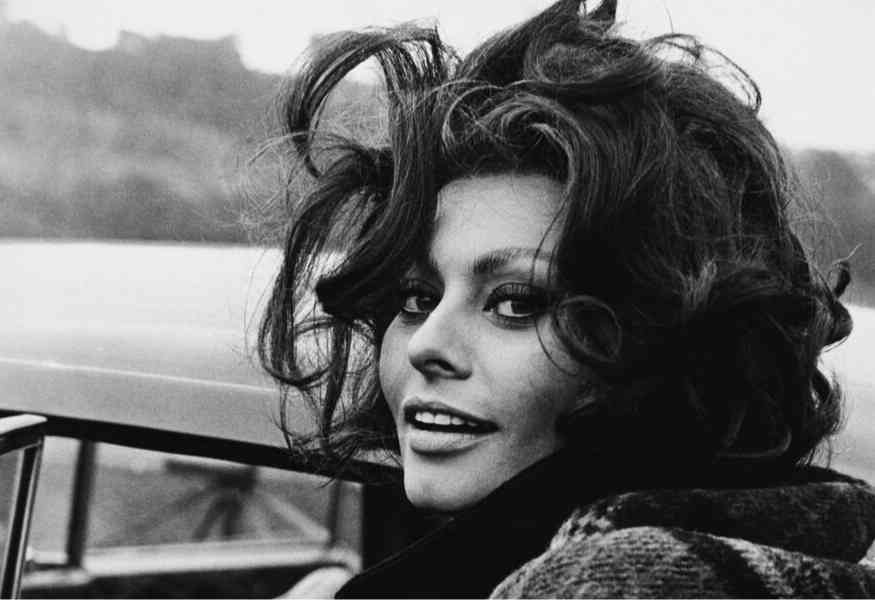 I 90 anni di Sofia Loren: l’icona eterna del grande schermo