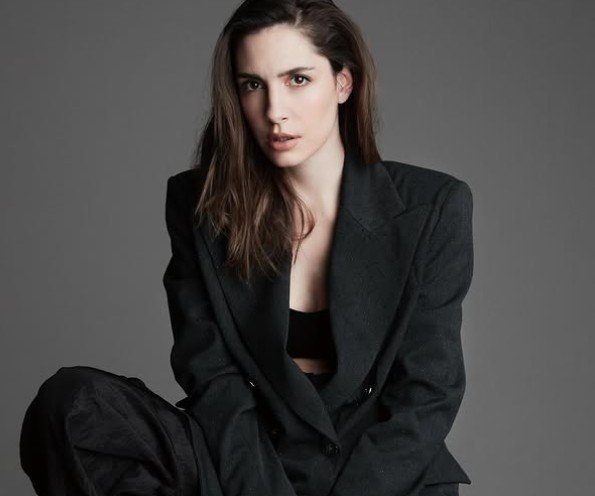 Beatrice Arnera domina la scena e ribalta ogni voce