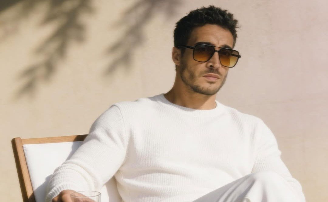 Il post enigmatico di Antonino Spinalbese accende dei sospetti