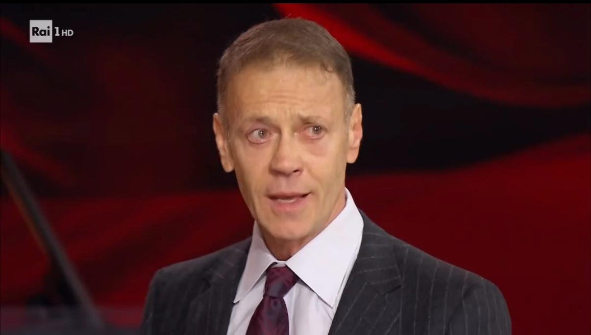 Querela collettiva: Rocco Siffredi trascina tutti in Procura