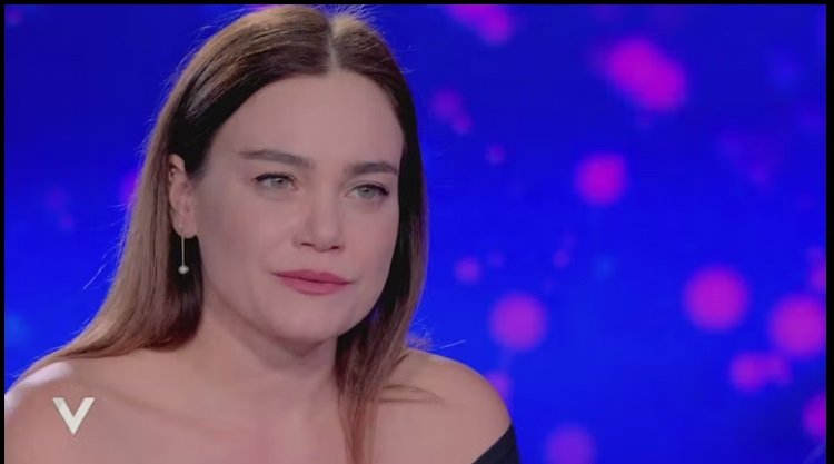 “La separazione è stato un fallimento”: Romina Carrisi si confida “La separazione è stato un fallimento”: Romina Carrisi si confida