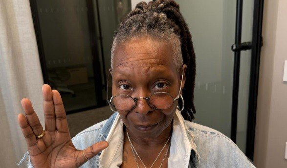 Whoopi Goldberg rivoluziona l’idea di amore e libertà