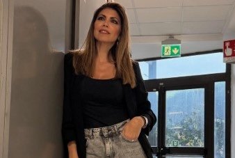 Le inattese parole di Flora Canto stupiscono l’opinione pubblica Le inattese parole di Flora Canto stupiscono l’opinione pubblica