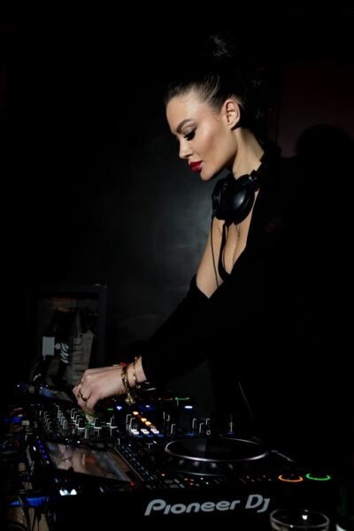 Stefania Liguori - Naïa Lee ph Press
