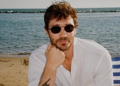 Festival di Sanremo 2027: quel patto segreto dietro le quinte Festival di Sanremo 2027: quel patto segreto dietro le quinte