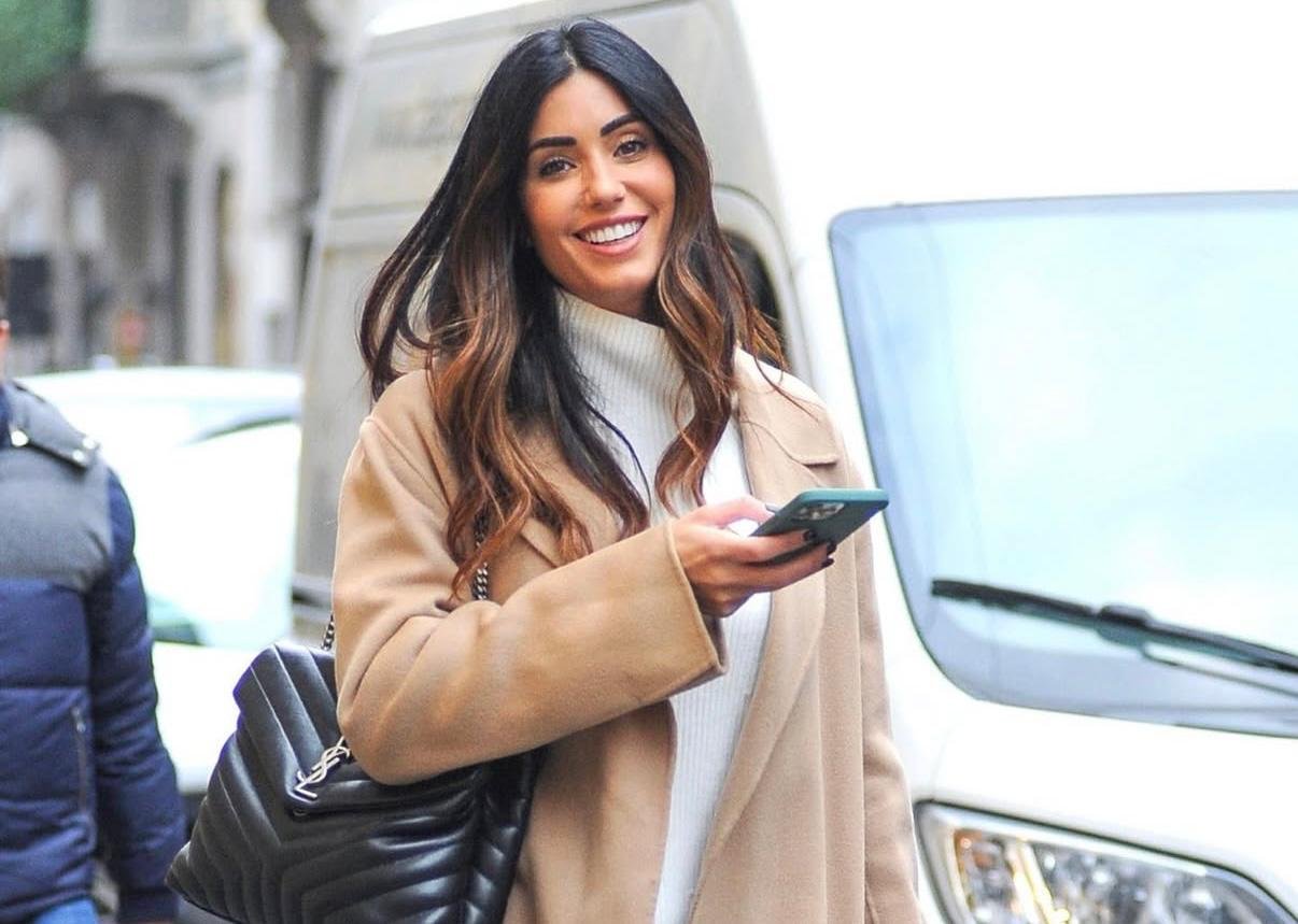 Clamorosa indiscrezione su Federica Nargi: lo scatto virale Clamorosa indiscrezione su Federica Nargi: lo scatto virale
