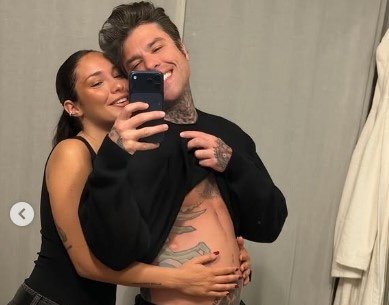 Una dolce novità per Fedez e Giulia Honegger Una dolce novità per Fedez e Giulia Honegger