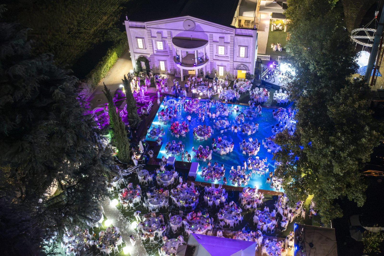 White Dinner Water Show 2026, a Villa ReNoir uno show da record White Dinner Water Show 2026, a Villa ReNoir uno show da record