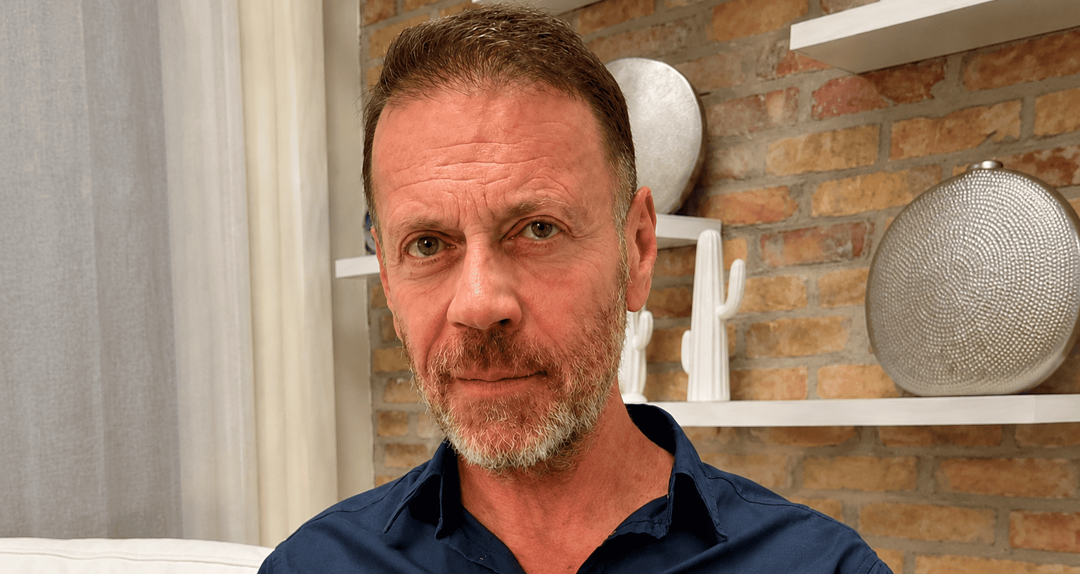 Rocco Siffredi avverte i giovani: attenzione ai pericoli del web Rocco Siffredi avverte i giovani: attenzione ai pericoli del web