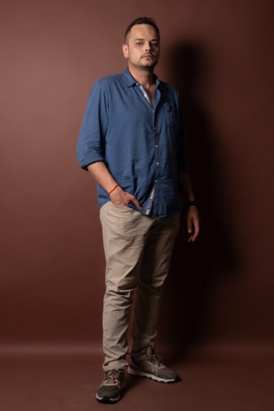 Stefan Vartosu ph Press