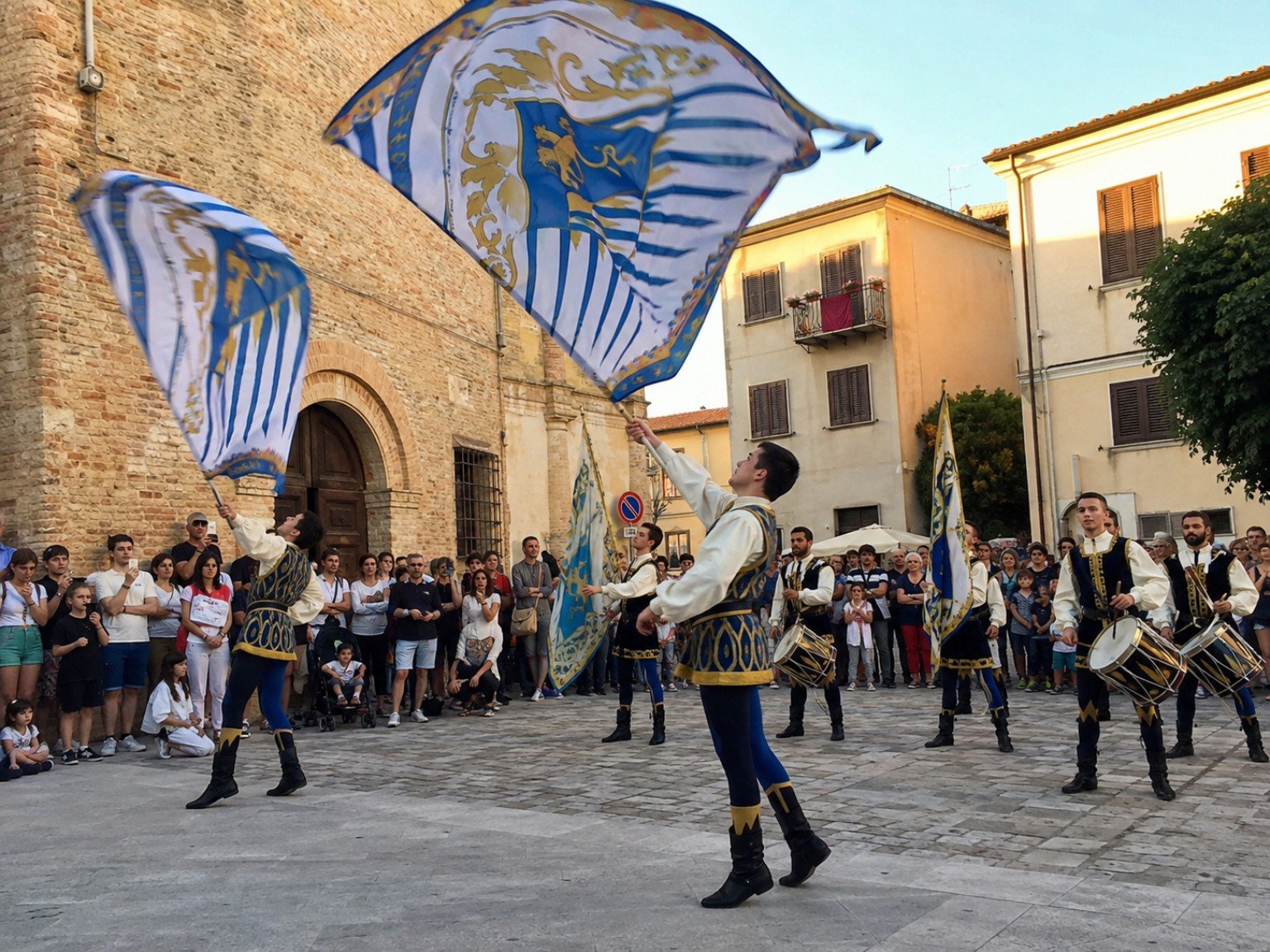 Azzurro Storie di Mare, da Pescara ai borghi della costa