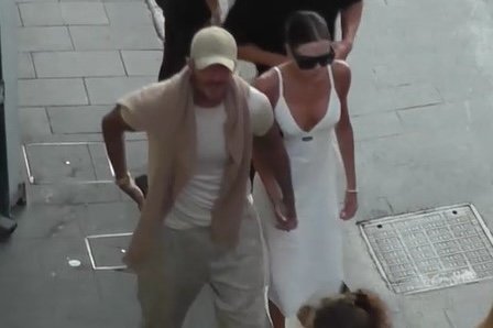 David e Victoria Beckham, passeggiata romantica a Capri David e Victoria Beckham, passeggiata romantica a Capri