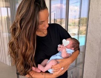 Fedez e Giulia, il dolce ricordo delle vacanze in Sardegna