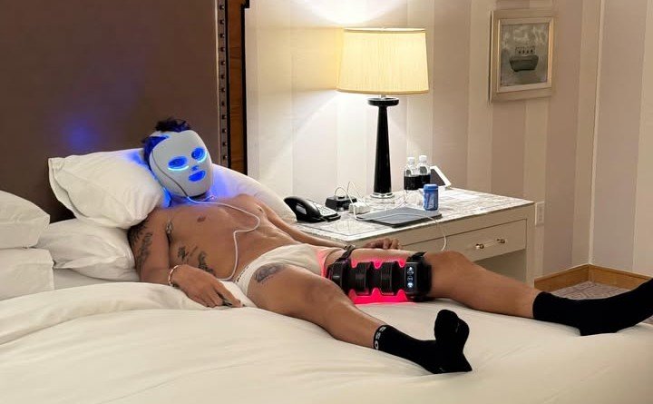 Berrettini e la maschera LED, lo scatto dopo gli US Open Berrettini e la maschera LED, lo scatto dopo gli US Open