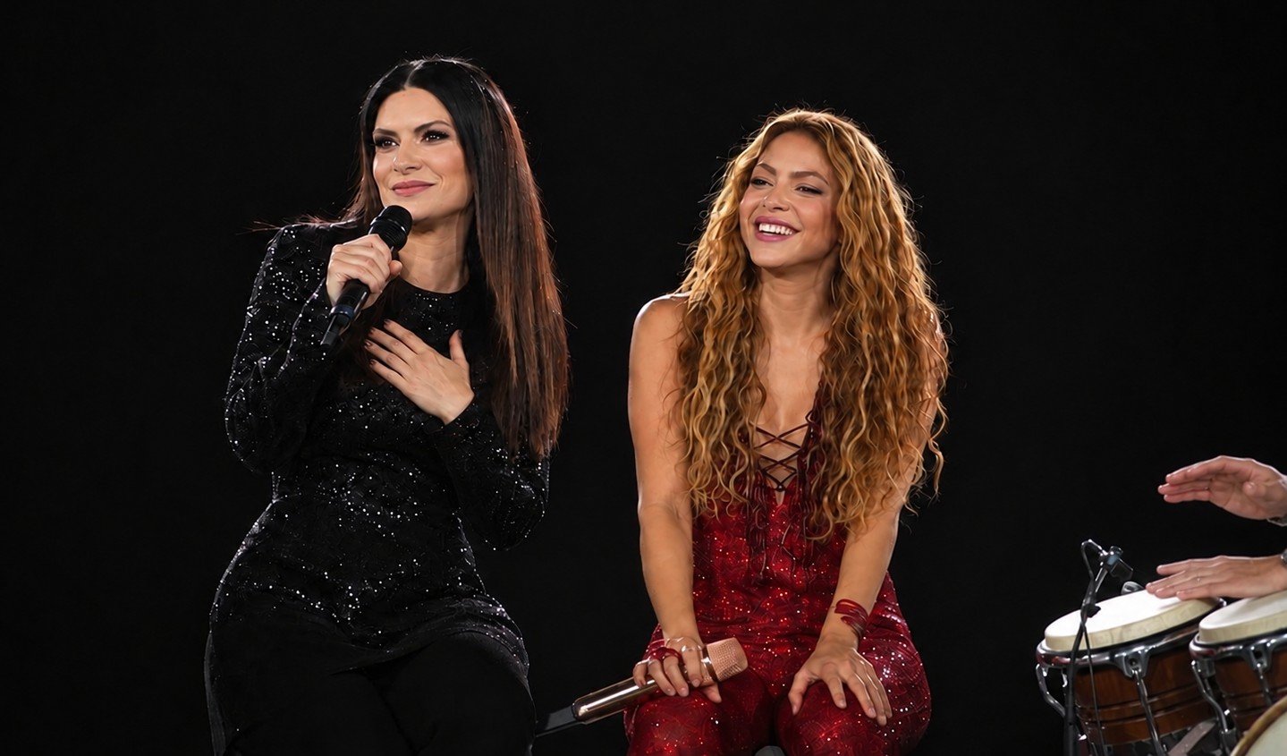 Laura Pausini e Shakira, il duetto che ha sorpreso Madrid Laura Pausini e Shakira, il duetto che ha sorpreso Madrid
