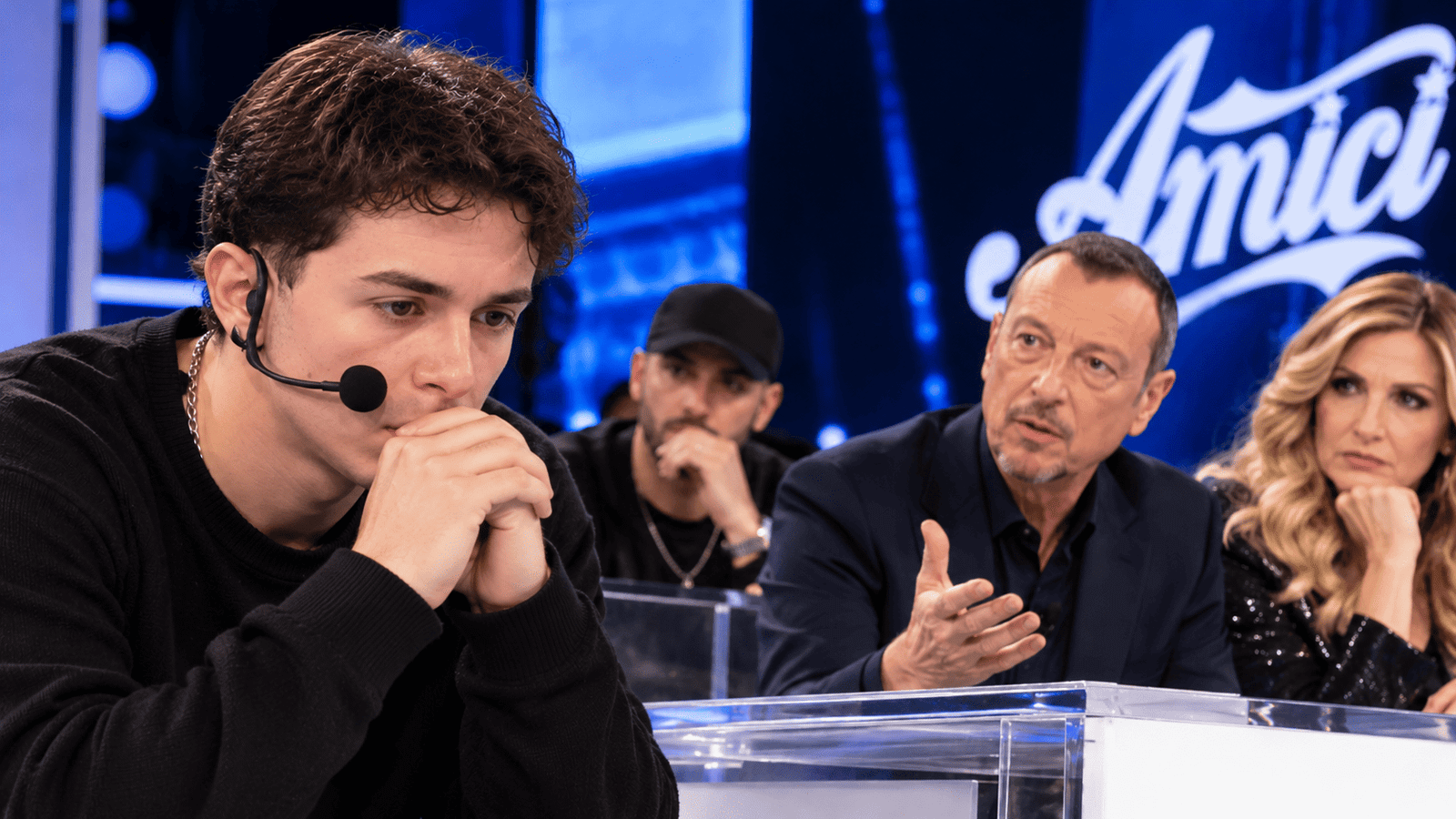 Amici 26, il nuovo inedito non salva Erness: arriva l’addio Amici 26, il nuovo inedito non salva Erness: arriva l’addio