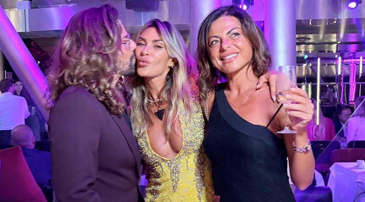 Rosy Dilettuso, compleanno sotto i riflettori del Just Me Milano Rosy Dilettuso, compleanno sotto i riflettori del Just Me Milano
